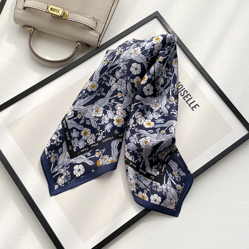 Womens Scarves | Daisy Duchesse Silk Scarf Daisy Duchesse Scarf Print Accessories Daisy Duchesse Scarf Print